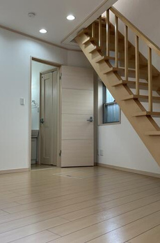 豊島区千川２丁目貸家 