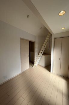 豊島区千川２丁目貸家 