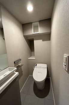 ピアース新宿三丁目 