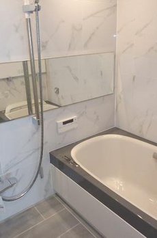 ドゥーエ日本橋 