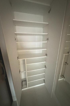 ラティエラ中野 