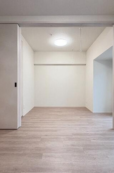 クロスレジデンス日本橋本町 