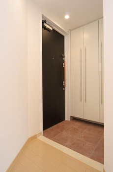 レジディア三軒茶屋 