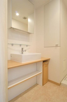 レジディア三軒茶屋 