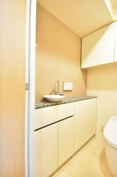 グランスイート四谷エクシア 