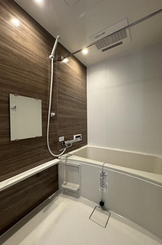 ＥＭＩＮＥＮＴ亀戸 