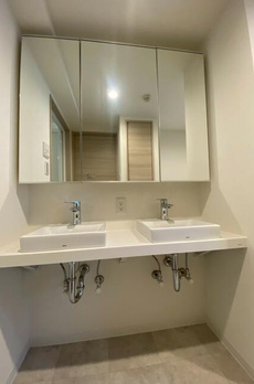 ＵＲＮＡ　ＳＡＮＤＳ 