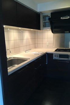 ドゥーエ日本橋 