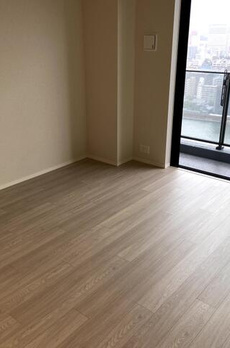 ＭＩＤ　ＴＯＷＥＲ　ＧＲＡＮＤ 