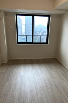 ＭＩＤ　ＴＯＷＥＲ　ＧＲＡＮＤ 