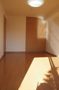 ルーブル早稲田弐番館 