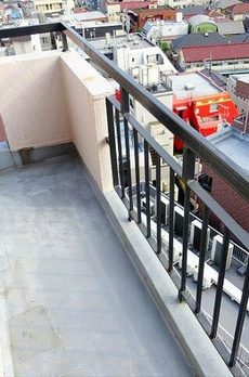 マンション第一明大前 