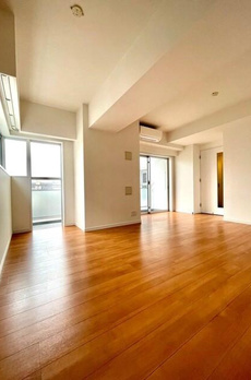 レジディア四谷三丁目 