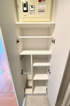 レジディア四谷三丁目 