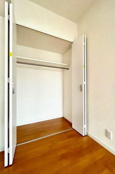 レジディア四谷三丁目 