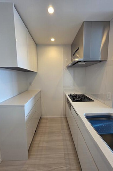 ＷＯＲＬＤ　ＴＯＷＥＲ　ＲＥＳＩＤＥＮＣＥ 
