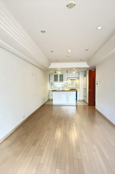 ディアナガーデン神宮前 