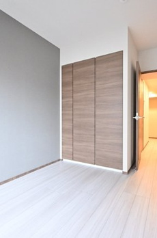 ＧＲＡＮＳＩＴＥ　ＮＡＫＡＭＥＧＵＲＯ 