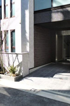 サカエレジデンス 