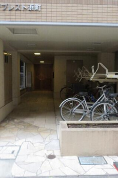 アブレスト浜町 