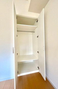 レジディア四谷三丁目 