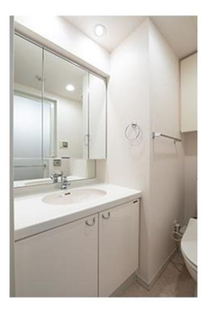 アビテ市ヶ谷五番町 