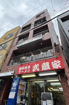 バンビ白山第４ビル 
