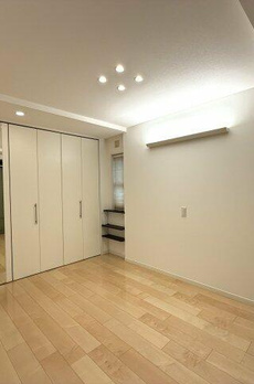 上目黒４丁目戸建 
