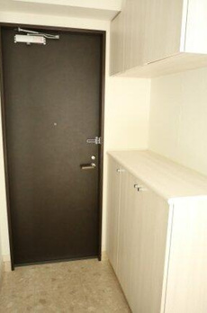 ミレニアムガーデンコート 