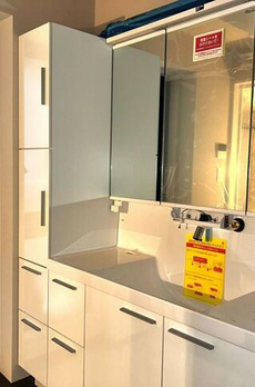 Ｔ－ＰＬＡＣＥ　北斎　Ｓｔ． 