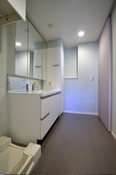 正金アパートメント入船 