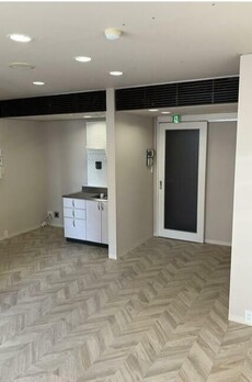 ロスマリンビル 