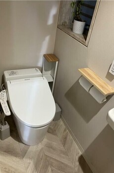 ロスマリンビル 