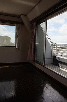 池袋ツルミビル 