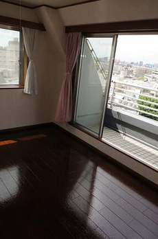 池袋ツルミビル 