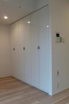 ＴＨＥ　ＲＯＰＰＯＮＧＩ　ＴＯＫＹＯ　ＣＬＵＢ　ＲＥＳＩＤＥＮＣＥ 