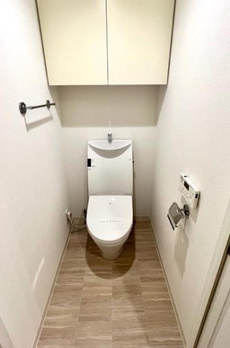 アパートメンツ三田 