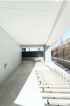 プラネソシエプラス旗の台 