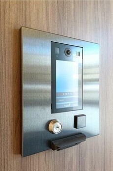 プラネソシエプラス旗の台 