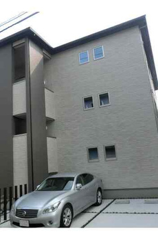 ｒｉｖｉｅ’ｒｅ 