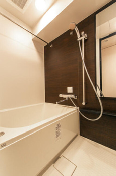 ＮＪＫ　ＭＡＲＱＵＩＳ　ＯＭＯＴＥＳＡＮＤＯ 