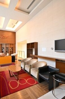 ファーストリアルタワー新宿 