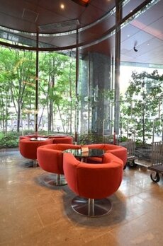 ファーストリアルタワー新宿 