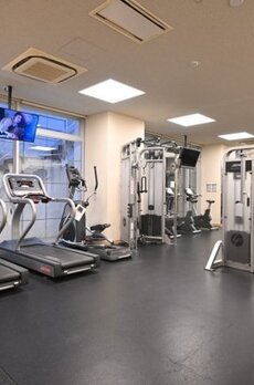 ファーストリアルタワー新宿 