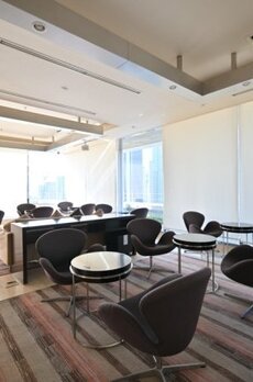 ファーストリアルタワー新宿 