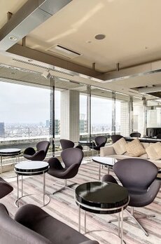 ファーストリアルタワー新宿 