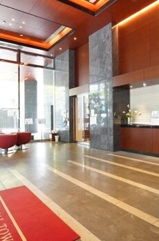 ファーストリアルタワー新宿 