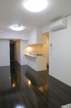 ＴＲＡＤＩＳ浅草橋 