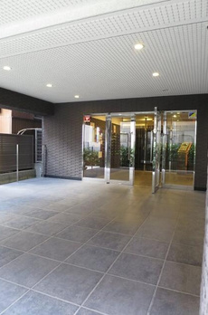 ＴＲＡＤＩＳ浅草橋 