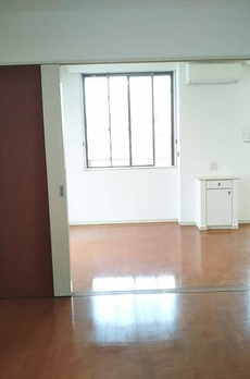 モンヴェール四ツ谷 